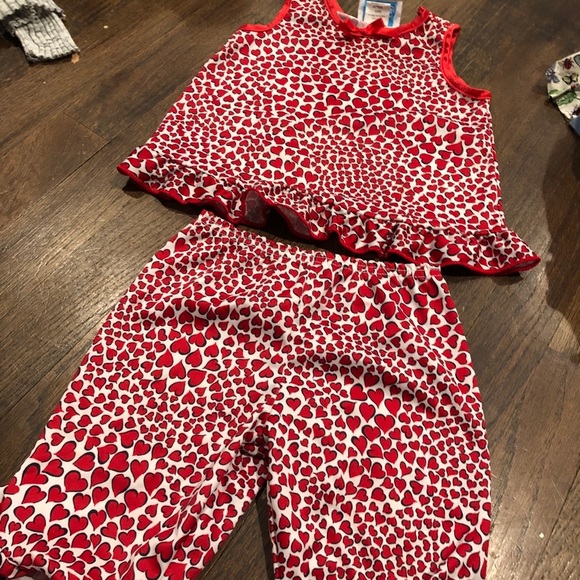 24M ❤️ heart pajama set Laura Dare - Picture 2 of 2
